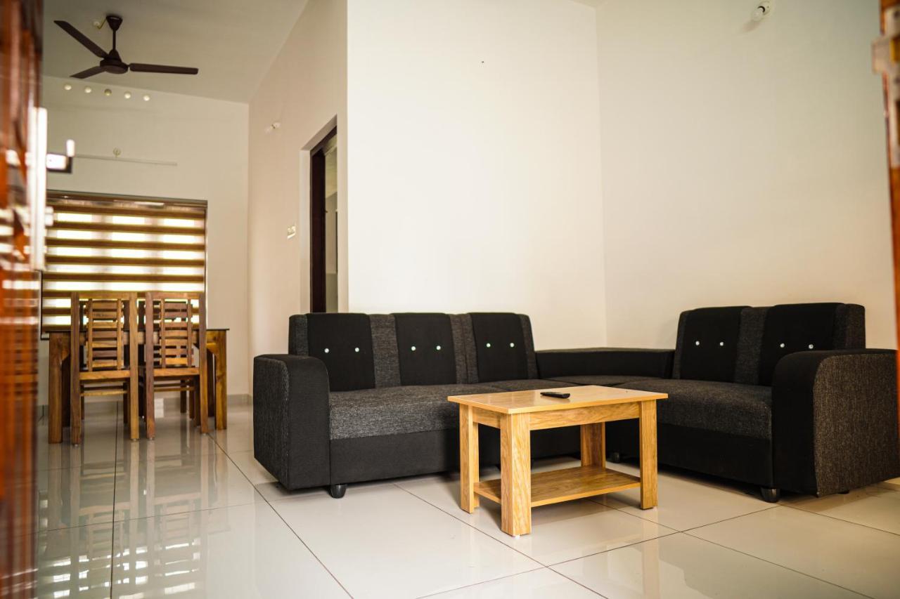 Hostal Shimano Square Varkala Exterior foto